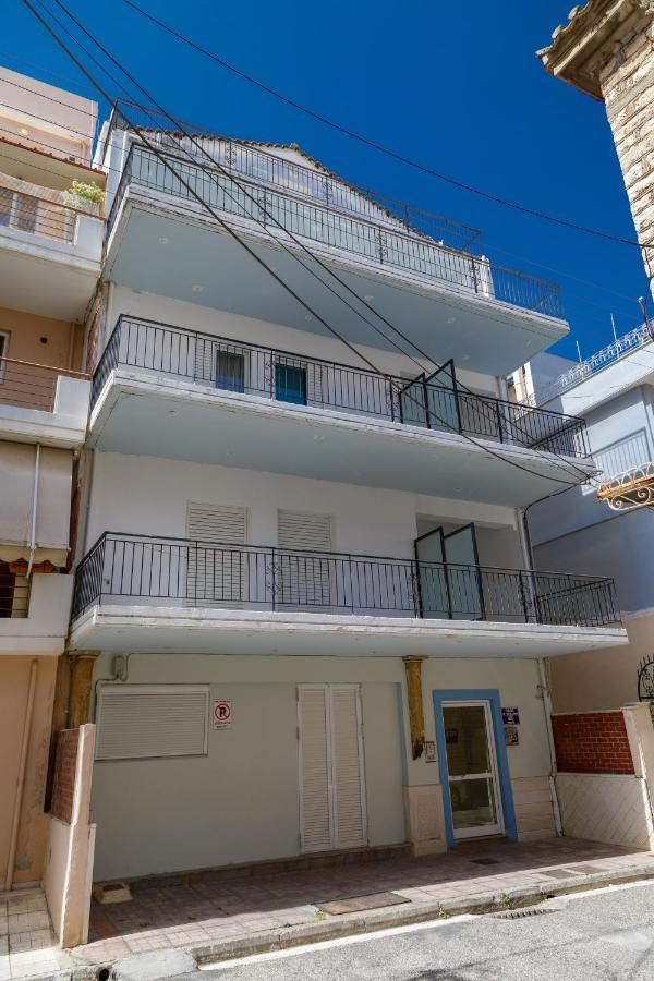 Ρήγας: Όμορφα Στο Μεσολόγγι. Δ2アパートメント エクステリア 写真